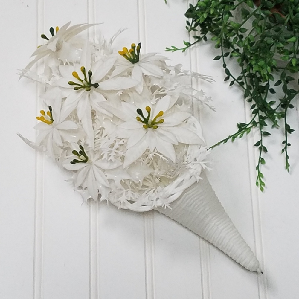 Vintage Christmas floral